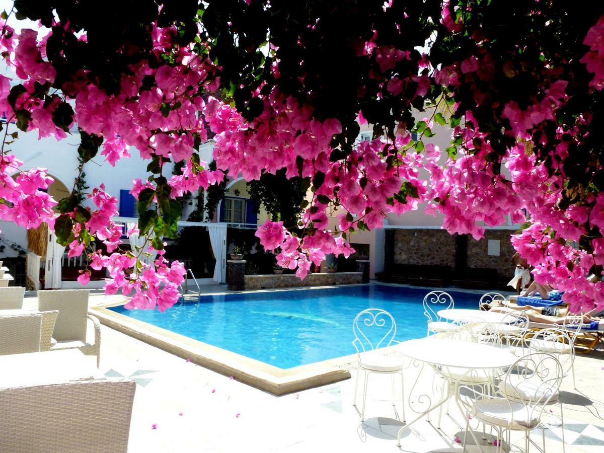 Bougainvillea Suites Kamari  Ngoại thất bức ảnh