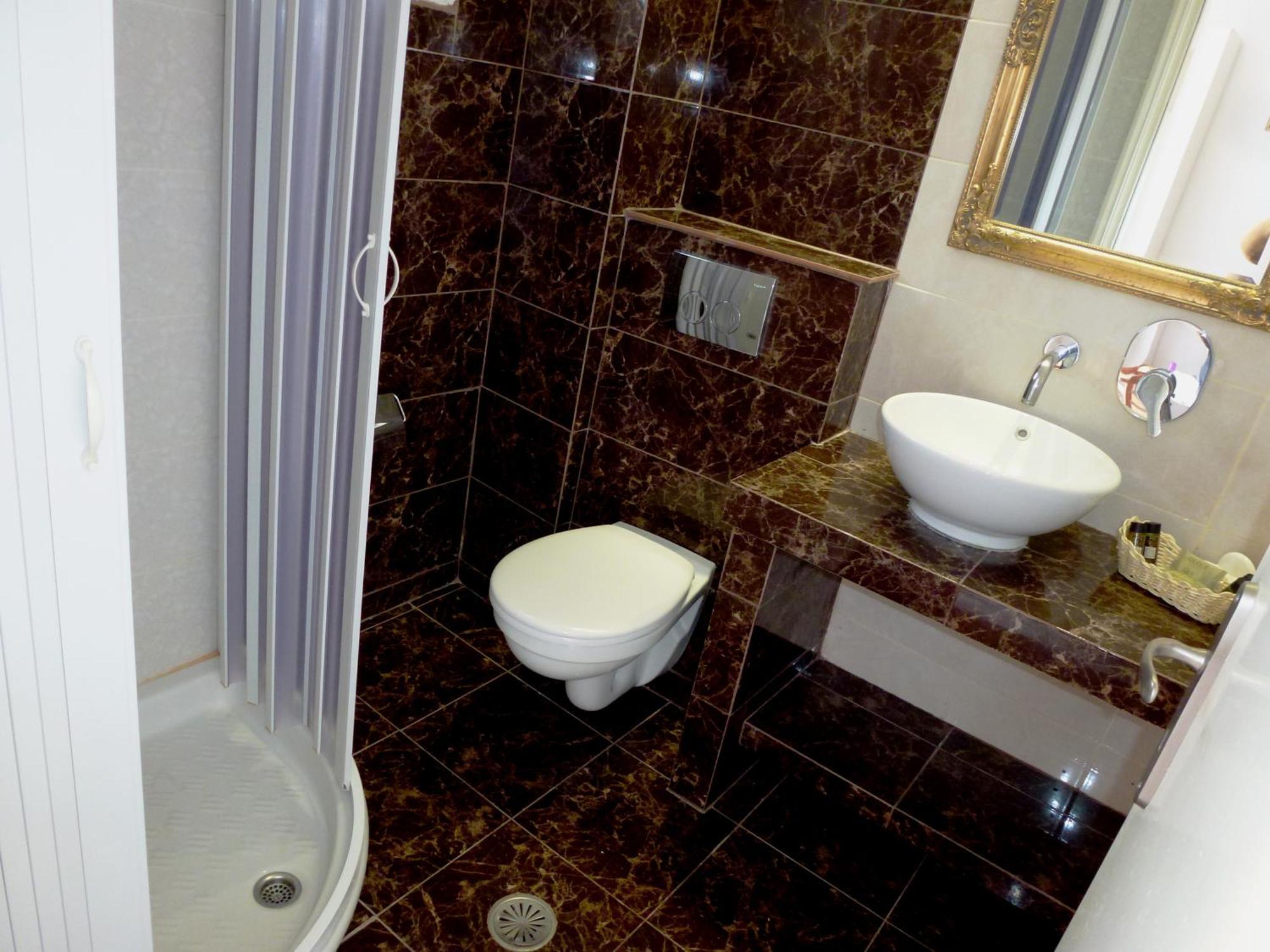 Bougainvillea Suites Kamari  Ngoại thất bức ảnh