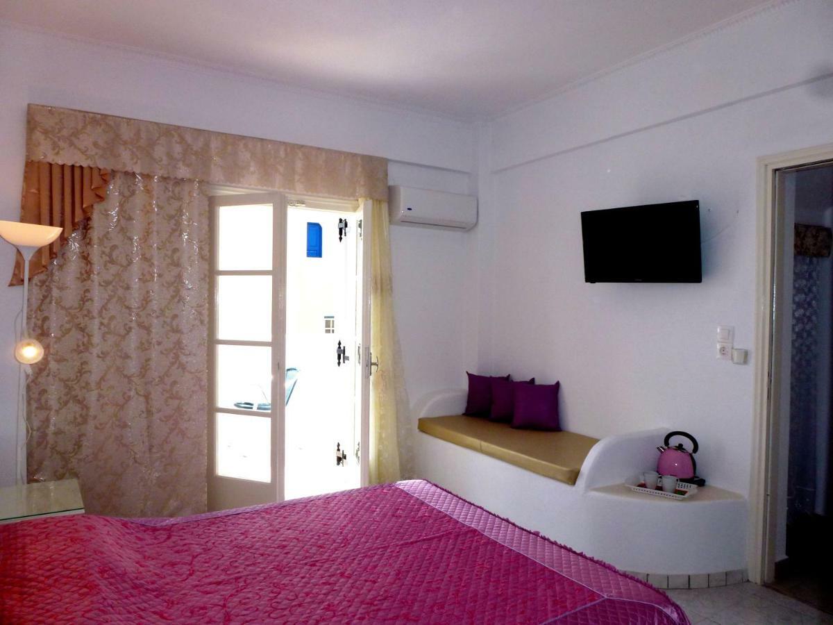 Bougainvillea Suites Kamari  Ngoại thất bức ảnh